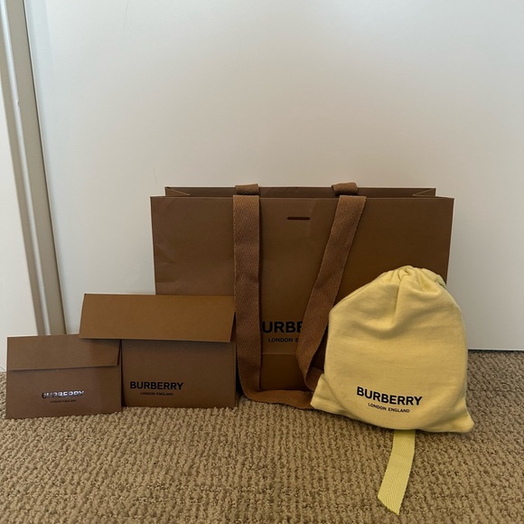 Reversible Monogram Motif Vintage Check Belt. - Picture 2 of 5